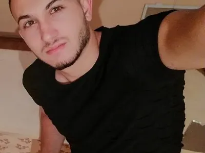 Братът на убитата Андреа фризира Валери Божинов (Снимки)