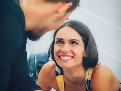 Даяна Ханджиева теши любовна мъка с магия, влиза във „Фермата“, за да забрави бившия