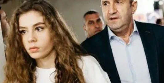 Дъщерята на Румен Радев ще е актриса, вече е приета в НАТФИЗ