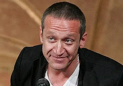 Деян Донков тормозил критик да му напише биографията