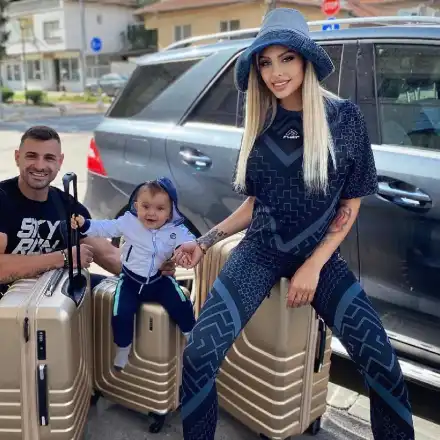 Джулиана Гани на море без дете! Заряза Давид на бабите