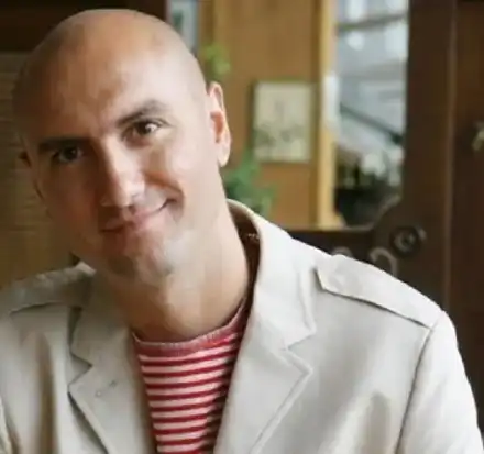 Емо Чолаков опроверга слуховете: Много съм добре, работя на летището!