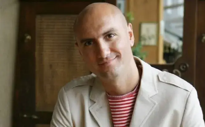 Емо Чолаков опроверга слуховете: Много съм добре, работя на летището!