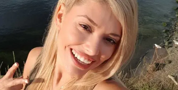 Eва Веселинова показа гаджето си: Имаме връзка от 2 години, не е женен продуцент! (Снимка в галерията)