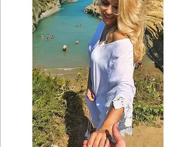 Eва Веселинова показа гаджето си: Имаме връзка от 2 години, не е женен продуцент! (Снимка в галерията)