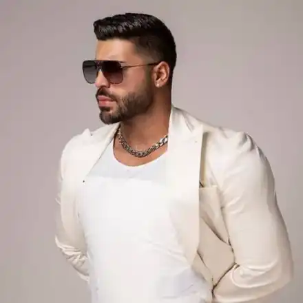 Фики попари феновете на ориенталските ритми: Спирам да пея чалга!