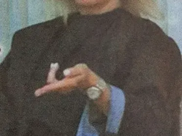 Футболна съпруга, търпяща много изневери, се разкрасява (Папарашко фото)