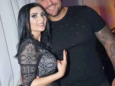 Гринго върти засукана любовница, представя я своя братовчедка