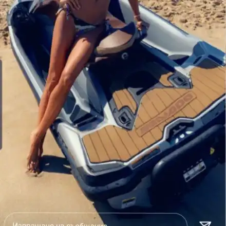 Ирен Онтева разбива с тяло и на 50 (Фото)