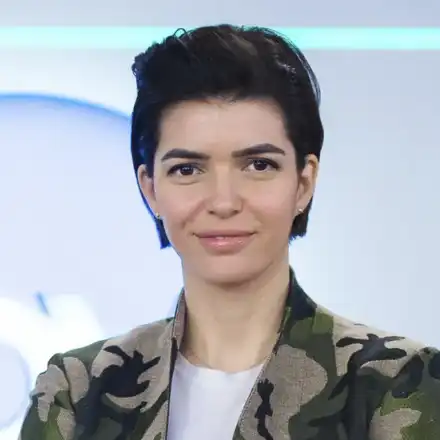 Ива Софиянска ражда трето дете на Божков?