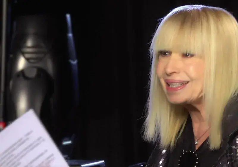 Лили изсипа половин милион лева в брой за нов апартамент