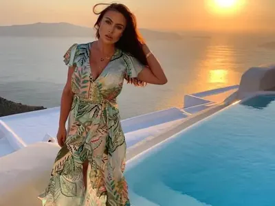 Лили Клюкарката се препича на яхта (СНИМКИ)