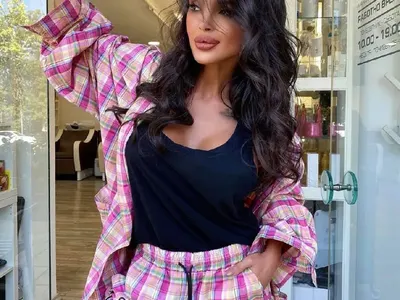 Лорд Минчев в акция: С каре и парашутни гащи е сгрешила Мария, Криско- облечен в  Космополитън и маракуя, и още +СНИМКИ