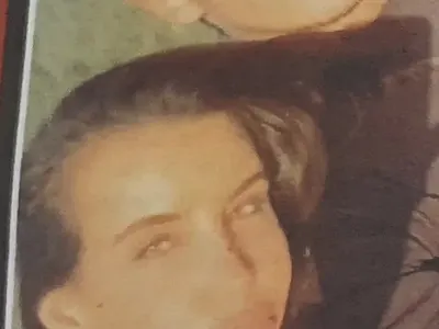 Малката дъщеря на Фатик показа новото си гадже (Първа снимка)