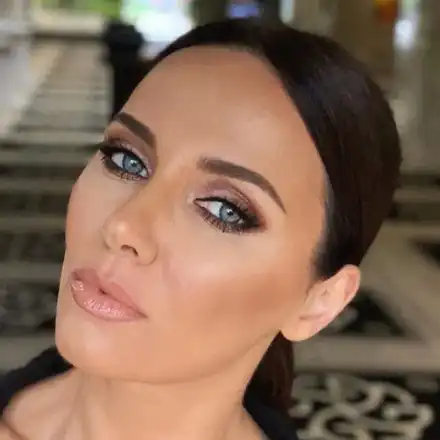 Мария Силвестър се разкрасява за без пари