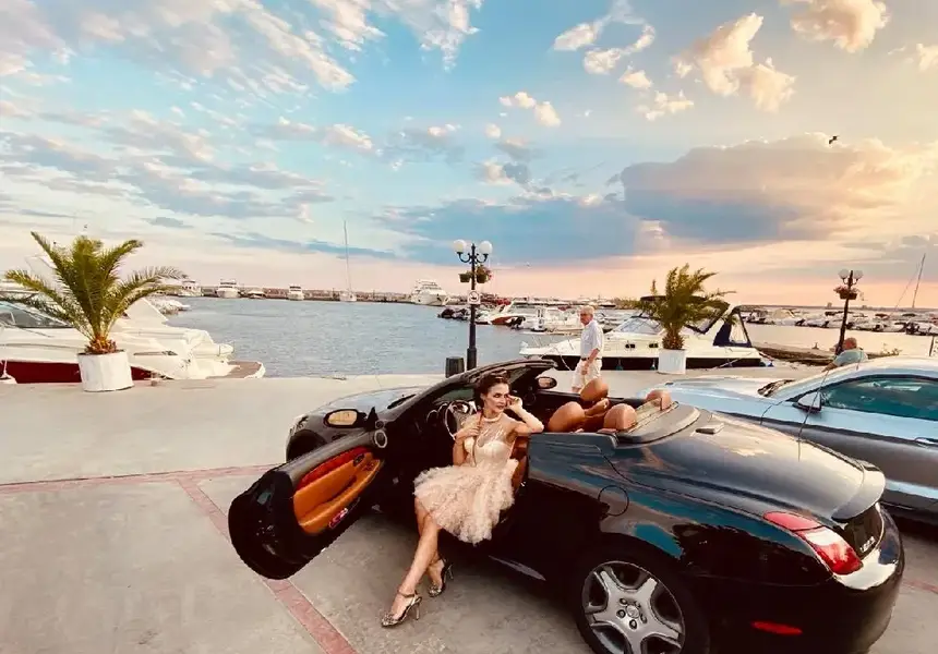 Мисис България д-р Полина Паньова избра любимата България за лятната си ваканция (Галерия)