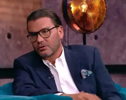 На 50 като на 35: Доктор Енчев 3 пъти лягал под ножа, вталил се с липосукция, рязал си и носа