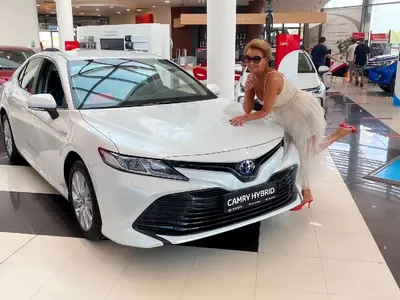 Нели Рангелова с кола за ЧРД! (Вижте СНИМКА на луксозното возило по-долу)