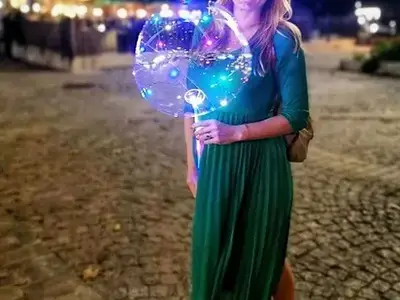 Николета Маданска  вече не може да  крие бременността