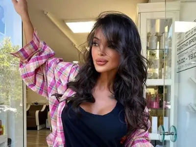 Отварачката показа новия си мъж (ФОТО по-долу)