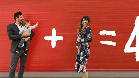 Петя Дикова се връща на работа веднага след раждането, за да издържа безработен мъж и две деца