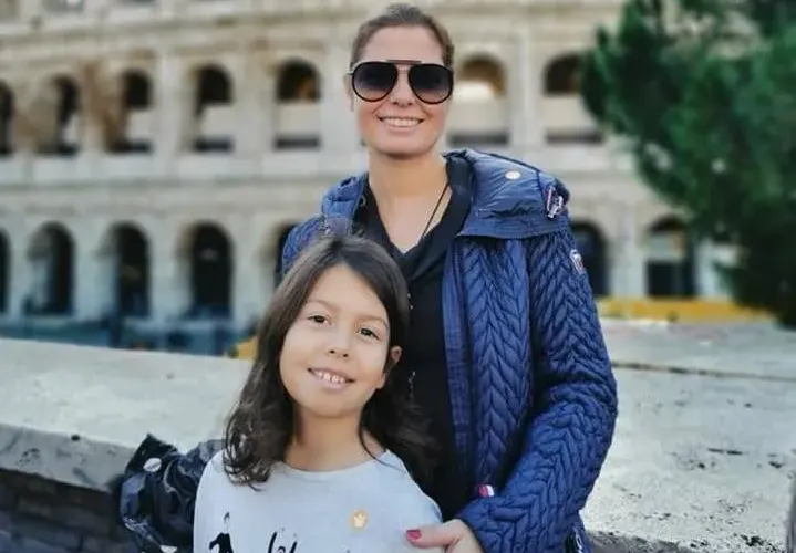 Щерката на Алекс Сърчаджиева без джобни на училище (Вижте защо)