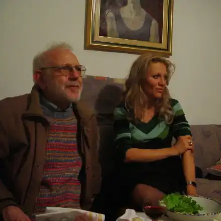 Щерката на Финци одрала кожата на жена му! (СНИМКИ)