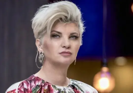 Силвена Роу страда за новородената си  внучка Иззела