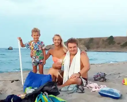 Васил Драганов пак летува с мама