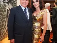 Дарина Павлова при Берлускони за ЧРД (Мадам Мулти го нарече „Огън мъж“)