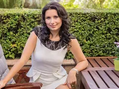 Наталия Кобилкина заряза детето, за да се забавлява в Лондон
