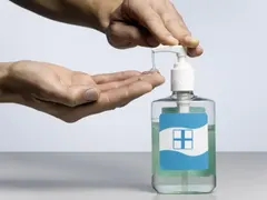 Внимание: Химикали в дезинфектантите променят съдържанието им!