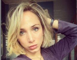 Внучката на Тодор Колев си отряза косата и съжалява! (ФОТО)