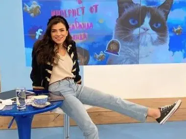 Андреа Банда-Банда спи по палатки