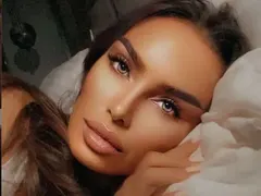 Биляна Дол окрилена след раздялата с Валери (СНИМКИ с новия й)