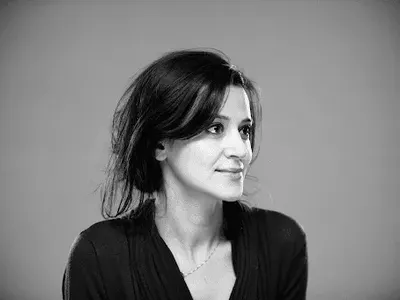 Бившата на Димо Алексиев напомпа бюст