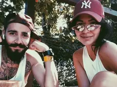 Бившата на Венци Венц се съблече