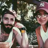 Бившата на Венци Венц се съблече