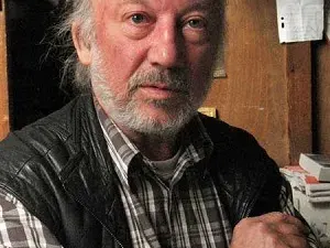 Чапа на косъм от инфаркт, три часа чака линейка