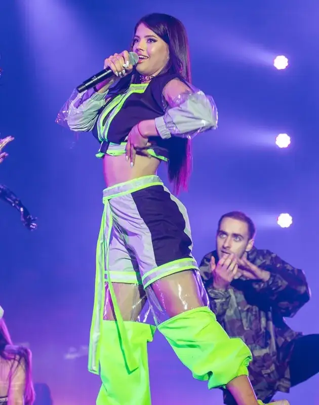 Дара пак цъфна на торта