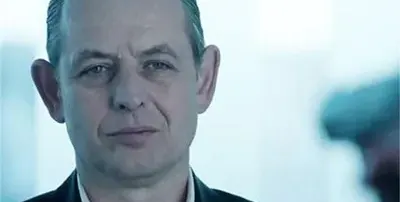 Джаро пак става мафиот