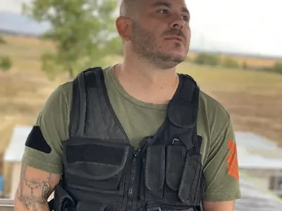 Дени Калинов: Има носталгия по старите времена на попфолка