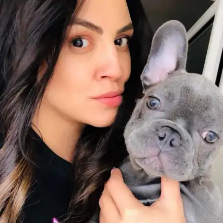 Деси Цонева взе жена за кучето си