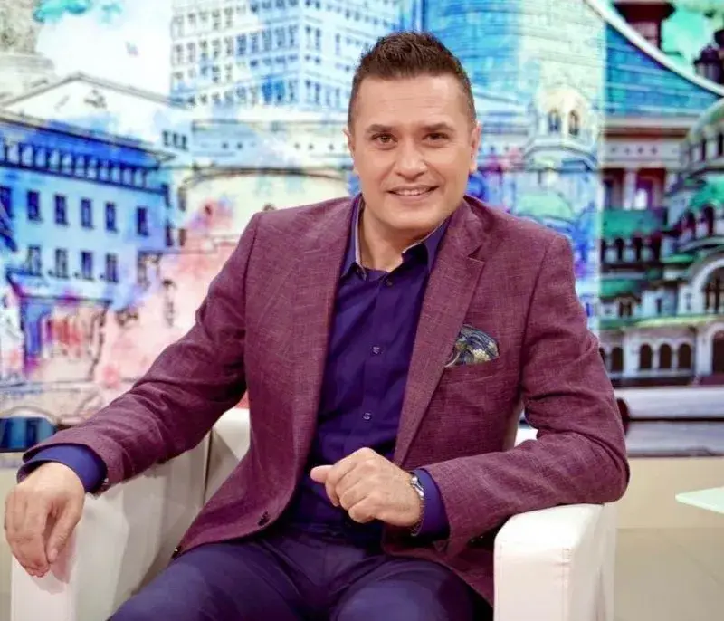 Георги Любенов къта колекция от 300 жаби