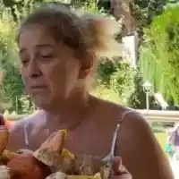 Катето Евро и Марта Вачкова бъркат лютеница за зимата