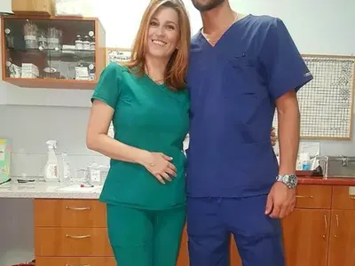 Майката на Атанас Колев предизвика фурор в нета (С рапъра са като брат и сестра - Фото)