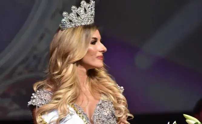 Може и с голям нос!  Избират Мис България на церемония с маски