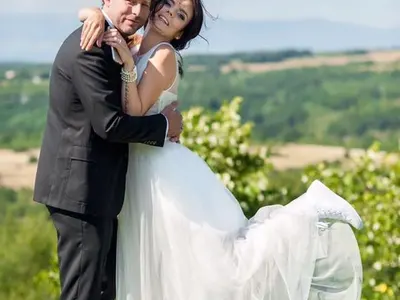 Мона Гочефф вдига втора сватба в Царево