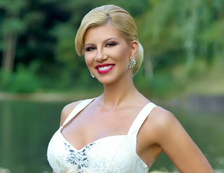 Нелина отново е влюбена
