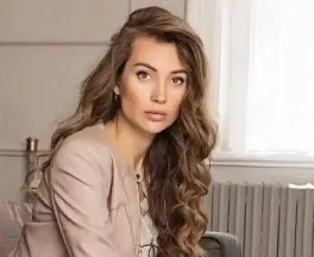 Никол Станкулова нагъва шкембе!